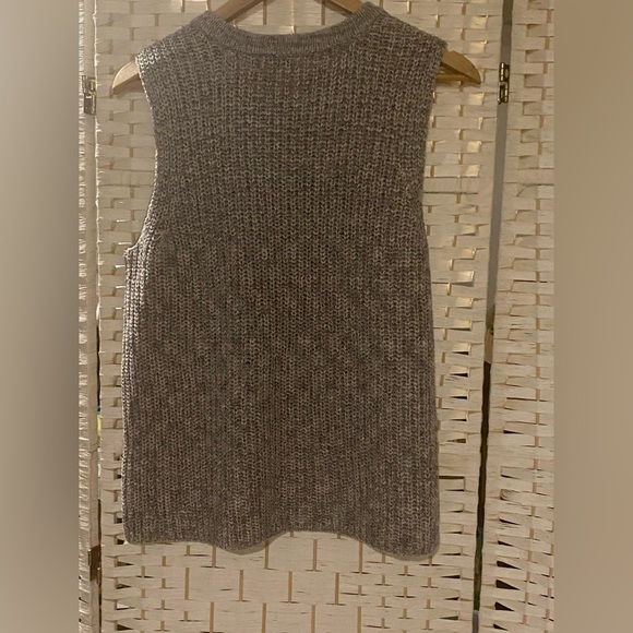 Reitmans Grey with Pink/Black Accents Knit Tank Top/Sweater Vest Size L - Picture 5 of 11